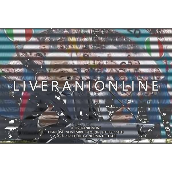 Il Presidente della Repubblica, Sergio Mattarella, ha ricevuto al Quirinale la Nazionale italiana di Calcio vincitrice degli Europei UEFA Euro 2020 e il tennista Matteo Berrettini, finalista al Torneo di Wimbledon - Roma 12.07.2021 ©Ufficio per la Stampa e la Comunicazione della Presidenza della Repubblica/AGENZIA ALDO LIVERANI SAS