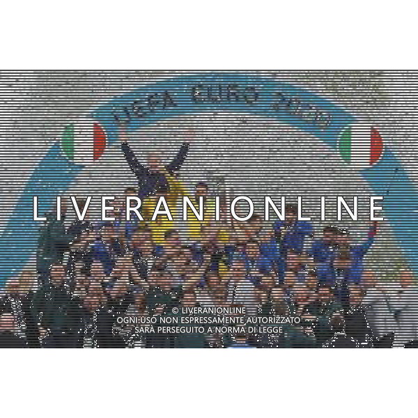 Finale del Campionato Europeo UEFA EURO 2020 ITALIA - INGHILTERRA del 11/07/2021 - nella foto: festeggiamenti dell\' italia ©Claudio Zamagni/Agenzia Aldo Liverani s.a.s. during European UEFA Championship - UEFA Euro 2020 final soccer match between Italy and England at Wembley Stadium in London on July 11 2021 photo credit by Claudio Zamagni/Aldo Liverani Photo Agency