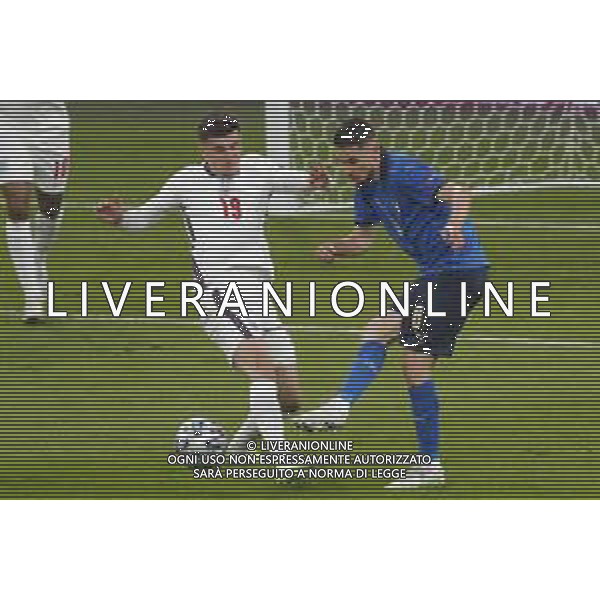 Finale del Campionato Europeo UEFA EURO 2020 ITALIA - INGHILTERRA del 11/07/2021 - nella foto: Jorginho(Italia) Mason Mount(Inghilterra) ©Claudio Zamagni/Agenzia Aldo Liverani s.a.s. orginho(Italia) Mason Mount(Inghilterra) during European UEFA Championship - UEFA Euro 2020 final soccer match between Italy and England at Wembley Stadium in London on July 11 2021 photo credit by Claudio Zamagni/Aldo Liverani Photo Agency