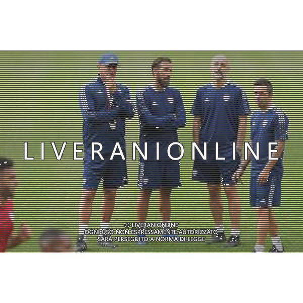 CAGLIARI CALCIO IN RITIRO ESTIVO PRECAMPIONATO 2021/2022 A PEJO 15.07.2021 - ALLENAMENTO NELLA FOTO L\'ALLENATORE LEONARDO SEMPLICI CON LO STAFF ©MOSCA/AGENZIA ALDO LIVERANI SAS