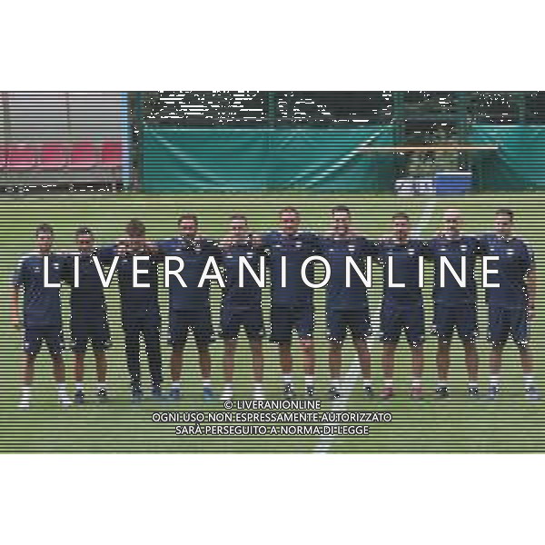 CAGLIARI CALCIO IN RITIRO ESTIVO PRECAMPIONATO 2021/2022 A PEJO 15.07.2021 - ALLENAMENTO NELLA FOTO L\'ALLENATORE LEONARDO SEMPLICI CON TUTTO IL SUO STAFF ©MOSCA/AGENZIA ALDO LIVERANI SAS