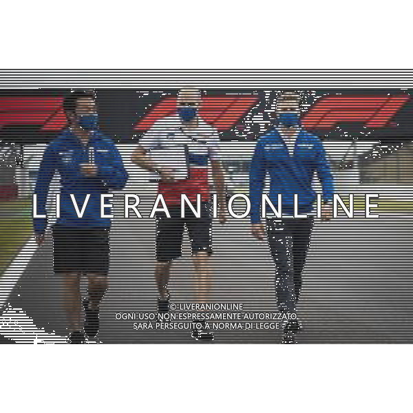 Mick Schumacher (GER) Haas F1 Team walks the circuit with the team. 15.07.2021. Formula 1 World Championship, Rd 10, British Grand Prix, Silverstone, England, Preparation Day. - www.xpbimages.com, EMail: requests@xpbimages.com © Copyright: Bearne / XPB Images/AGENZIA ALDO LIVERANI SAS - ITALY ONLY EDITORIAL USE ONLY