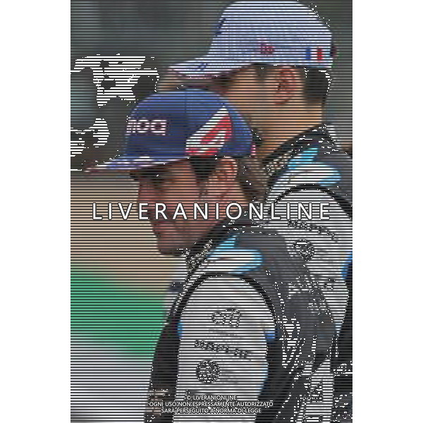 (L to R): Fernando Alonso (ESP) Alpine F1 Team and team mate Esteban Ocon (FRA) Alpine F1 Team - 2022 Car Launch. 15.07.2021. Formula 1 World Championship, Rd 10, British Grand Prix, Silverstone, England, Preparation Day. - www.xpbimages.com, EMail: requests@xpbimages.com © Copyright: Davenport / XPB Images/AGENZIA ALDO LIVERANI SAS - ITALY ONLY EDITORIAL USE ONLY