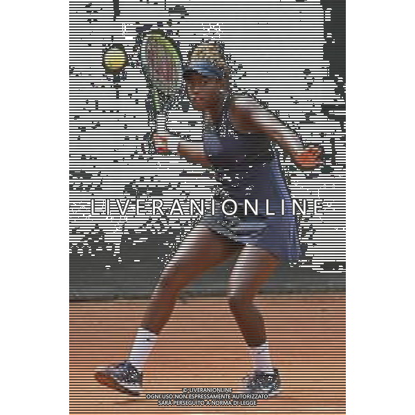 © TVRG Trofeo Bonfiglio Clervie Ngounoue USA vs Diana Shnaider RUS nella foto Clervie Ngounoue Milano 15-07-2021 Tennis Club Alberto Bonacossa Campionati Internazionali d\'Italia categoria juniores 61mo Trofeo Bonfiglio - ottavi di finale foto Roberto Garavaglia/ag. Aldo Liverani sas/AGENZIA ALDO LIVERANI SAS