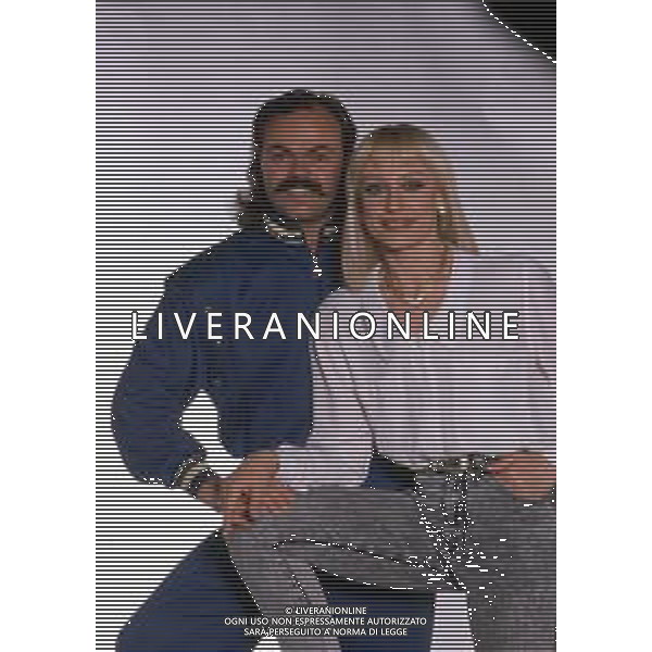 RAFFAELLA CARRA\' CANTANTE E ATTRICE - RETROSPETTIVA NELLA FOTO CON IL COMPAGNO SERGIO JAPINO ©ARCHIVIO GIOVANNI LIVERANI /AG. ALDO LIVERANI SAS