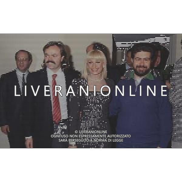 RAFFAELLA CARRA\' CANTANTE E ATTRICE - RETROSPETTIVA NELLA FOTO CON IL COMPAGNO SERGIO JAPINO NEL 1988 CON LELLO ARENA ©ARCHIVIO GIOVANNI LIVERANI /AG. ALDO LIVERANI SAS