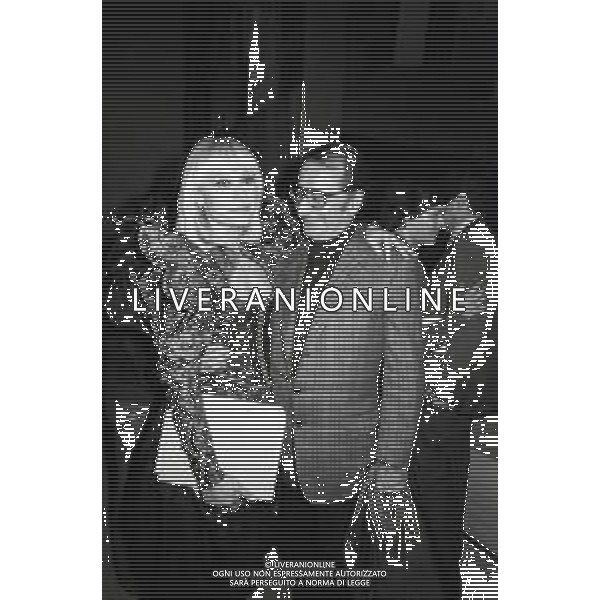 RAFFAELLA CARRA\' CANTANTE E ATTRICE - RETROSPETTIVA NELLA FOTO CON IL REGISTA ENZO TRAPANI NEL 1983 ©ARCHIVIO GIOVANNI LIVERANI /AG. ALDO LIVERANI SAS