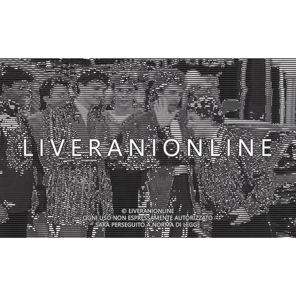 RETROSPETTIVA ALESSANDRO ALTOBELLI CALCIATORE NELLA FOTO ALESSANDRO ALTOBELLI CON EZIO GREGGIO GIANFRANCO D\'ANGELO NELL\'ANNO 1986 NELLA TRASMISSIONE TELEVISIVA“DRIVE IN“ AG ALDO LIVERANI SAS 