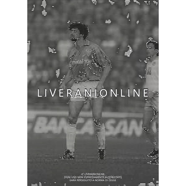 RETROSPETTIVA ALESSANDRO ALTOBELLI CALCIATORE NELLA FOTO ALESSANDRO ALTOBELLI NELL\'ANNO 1989 -1990 CON LA MAGLIA DEL BRESCIA CALCIO AG ALDO LIVERANI SAS 