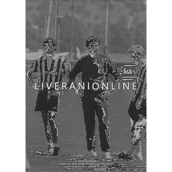 RETROSPETTIVA ALESSANDRO ALTOBELLI CALCIATORE NELLA FOTO ALESSANDRO ALTOBELLI NELL\'ANNO 1988 -1989 CON LA MAGLIA DELLA JUVENTUS CON DINO ZOFF E MASSIMO BONINI AG ALDO LIVERANI SAS 