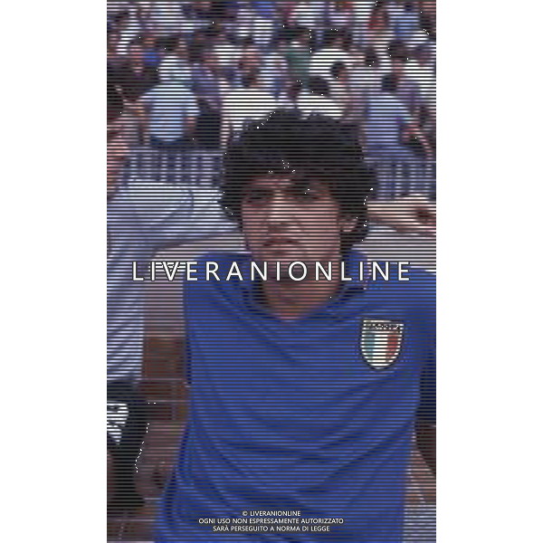 RETROSPETTIVA ALESSANDRO ALTOBELLI CALCIATORE NELLA FOTO ALESSANDRO ALTOBELLI CON LA MAGLIA DELLA NAZIONALE ITALIANA AG ALDO LIVERANI SAS  