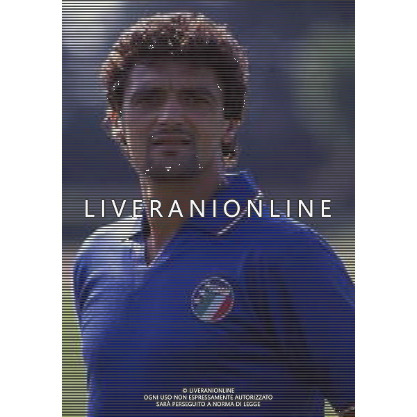 RETROSPETTIVA ALESSANDRO ALTOBELLI CALCIATORE NELLA FOTO ALESSANDRO ALTOBELLI CON LA MAGLIA DELLA NAZIONALE ITALIANA AG ALDO LIVERANI SAS  