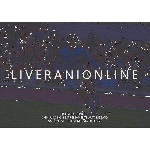 RETROSPETTIVA ALESSANDRO ALTOBELLI CALCIATORE NELLA FOTO ALESSANDRO ALTOBELLI CON LA MAGLIA DELLA NAZIONALE ITALIANA AG ALDO LIVERANI SAS  