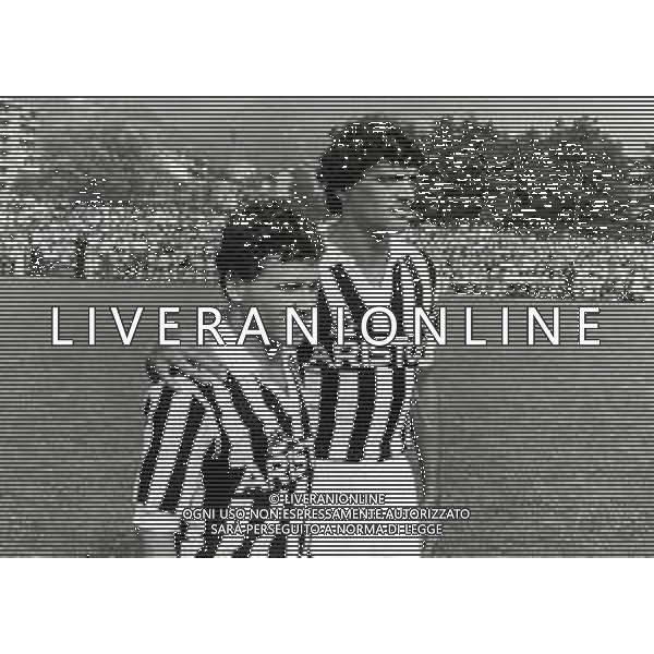 RETROSPETTIVA ALESSANDRO ALTOBELLI CALCIATORE NELLA FOTO ALESSANDRO ALTOBELLI CON LA MAGLIA DELLA JUVENTUS CON RUI BARROS AG ALDO LIVERANI SAS 
