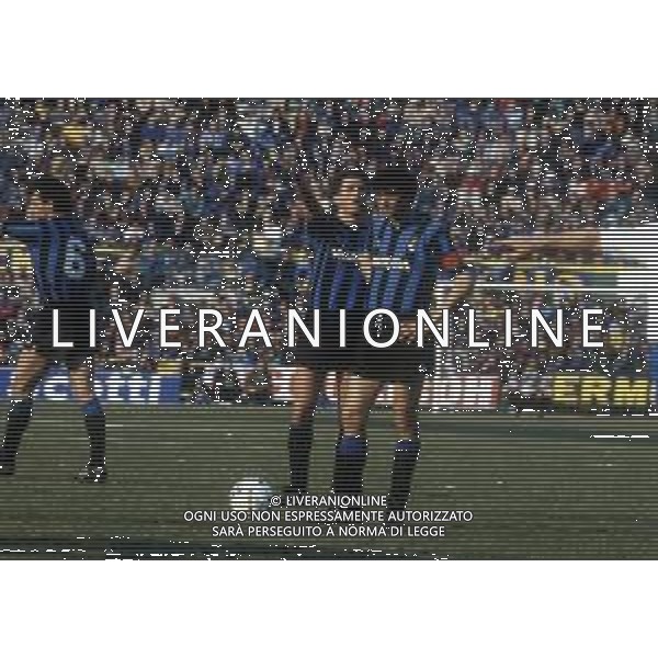 RETROSPETTIVA ALESSANDRO ALTOBELLI CALCIATORE NELLA FOTO ALESSANDRO ALTOBELLI CON LA MAGLIA DELL\'INTER CON RICCARDO FERRI AG ALDO LIVERANI SAS 