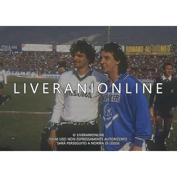 RETROSPETTIVA ALESSANDRO ALTOBELLI CALCIATORE NELLA FOTO ALESSANDRO ALTOBELLI CON LA MAGLIA DELL\'INTER CON EVARISTO BECCALOSSI AG ALDO LIVERANI SAS 