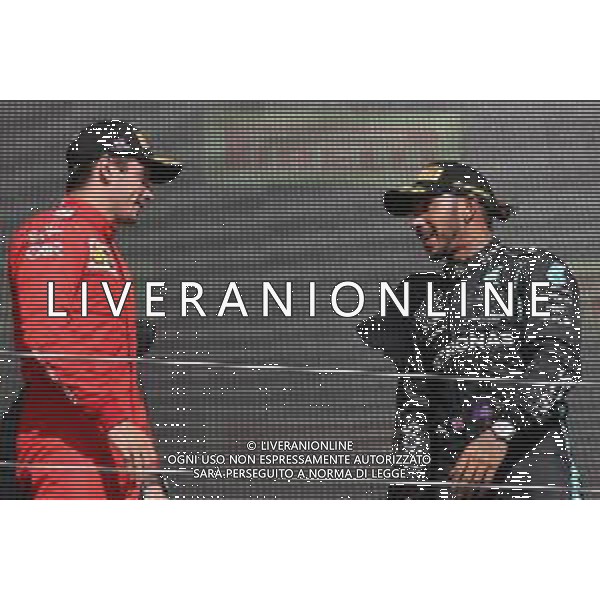 Charles Leclerc (MON) Ferrari and Lewis Hamilton (GBR) Mercedes AMG F1. 18.07.2021. Formula 1 World Championship, Rd 10, British Grand Prix, Silverstone, England, Race Day. - www.xpbimages.com, EMail: requests@xpbimages.com ¬© Copyright: Batchelor / XPB Images/AGENZIA ALDO LIVERANI - ITALY ONLY EDITORIAL USE ONLY