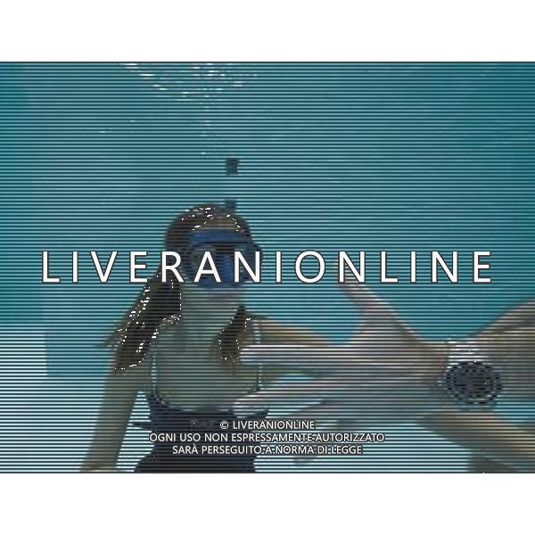 Allenamento sott\'acqua della schermitrice Arianna Errigo in vista delle Olimpiadi di Tokyo con la guida di Mike Maric nelle acque di Y-40, la piscina di acqua termale piu\' profonda al mondo, a Montegrotto Terme, tra respirazione, apnea, fiato, recupero e scherma subacquea - 19.07.2021 ©Ufficio Stampa - Action Agency S.r.l./AGENZIA ALDO LIVERANI SAS