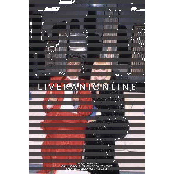 RAFFAELLA CARRA\' DURANTE IL SUO VIAGGIO IN AMERICA PER CONDURRE \'BUONASERA RAFFAELLA\' DA NEW YORK NEL 1986 - RETROSPETTIVA NELLA FOTO CON ELLA FITZGERALD ©ARCHIVIO GIOVANNI LIVERANI/AGENZIA ALDO LIVERANI SAS
