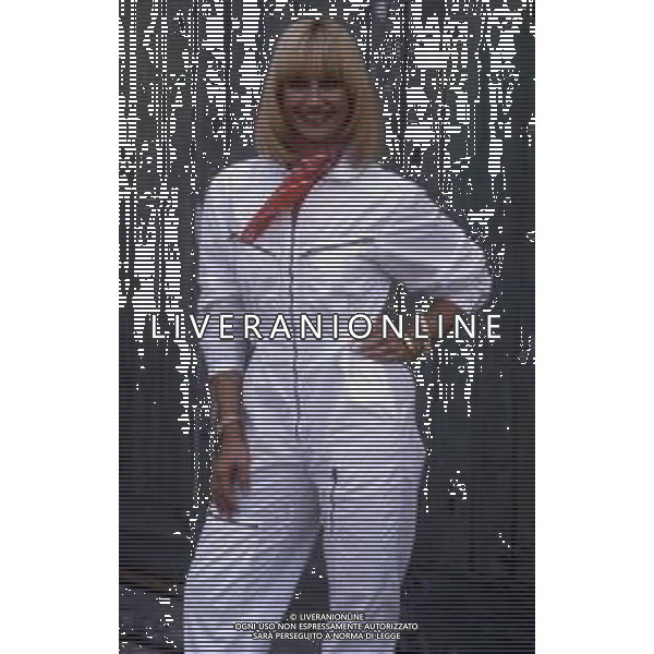 RETROSPETTIVA RAFFAELLA CARRA\' ATTRICE-CANTANTE E SHOW GIRL NELLA FOTO RAFFAELLA CARRA\' NELL\'ANNO 1983 ALLA TRASMISSIONE TELEVISIVA “FANTASTICO 3“ AG ALDO LIVERANI SAS