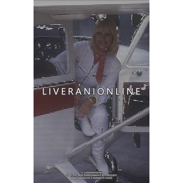 RETROSPETTIVA RAFFAELLA CARRA\' ATTRICE-CANTANTE E SHOW GIRL NELLA FOTO RAFFAELLA CARRA\' NELL\'ANNO 1983 ALLA TRASMISSIONE TELEVISIVA “FANTASTICO 3“ AG ALDO LIVERANI SAS