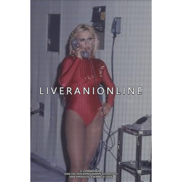 RETROSPETTIVA RAFFAELLA CARRA\' ATTRICE-CANTANTE E SHOW GIRL NELLA FOTO RAFFAELLA CARRA\' NELL\'ANNO 1983 AG ALDO LIVERANI SAS 