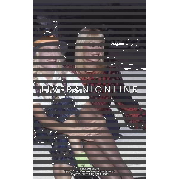 RETROSPETTIVA RAFFAELLA CARRA\' ATTRICE-CANTANTE E SHOW GIRL NELLA FOTO RAFFAELLA CARRA\' NELL\'ANNO 1985 CON HEATER PARISI AG ALDO LIVERANI SAS 