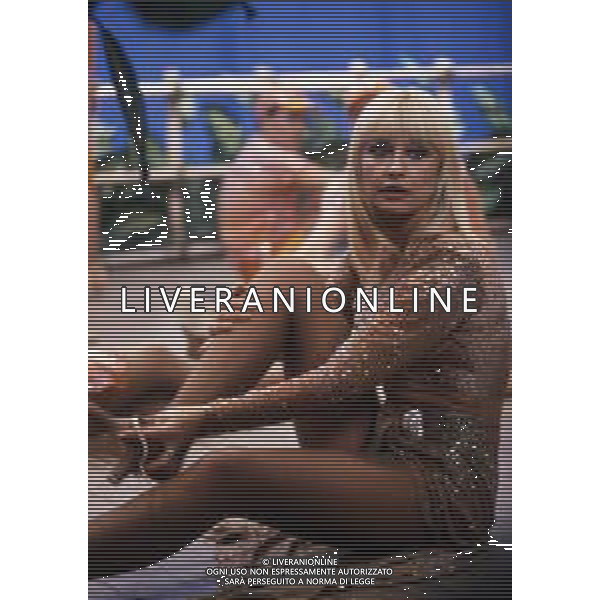 RETROSPETTIVA RAFFAELLA CARRA\' ATTRICE-CANTANTE E SHOW GIRL NELLA FOTO RAFFAELLA CARRA\' NELL\'ANNO 1985 AG ALDO LIVERANI SAS 