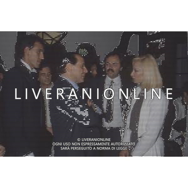 RAFFAELLA CARRA\' CANTANTE E SHOWGIRL - RETROSPETTIVA NELLA FOTO CON IL COMPAGNO SERGIO JAPINO E SILVIO BERLUSCONI NEL 1987 ©ARCHIVIO GIOVANNI LIVERANI /AG. ALDO LIVERANI SAS