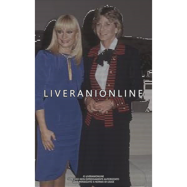 RAFFAELLA CARRA\' ATTRICE E SHOWGIRL - RETROSPETTIVA ANNI \'80 NELLA FOTO CON JEAN ANN KENNEDY ©ARCHIVIO GIOVANNI LIVERANI/AGENZIA ALDO LIVERANI SAS
