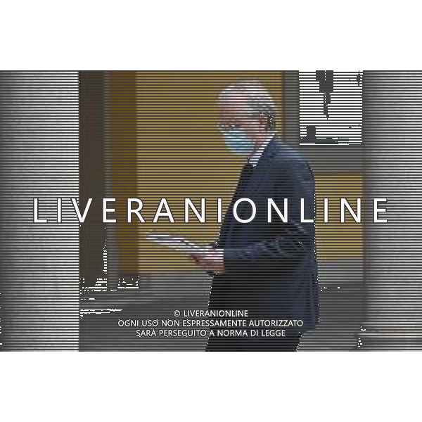 © TVRG Firma protocollo cura aree verdi nella foto Renato Saccone prefetto di Milano Milano 26-07-2021 Sottoscrizione presso la Prefettura di Milano del protocollo d\'intesa per la promozione di attivita\' di cura e manutenzione di aree verdi, parchi e giardini con il coinvolgimento diretto di persone detenute in carcere. Presenti Marta Cartabia ministro della giustizia, Bernardo Petralia capo dipartimento dell\'amministrazione penitanziaria, Giuseppe Sala sindaco di Milano e Renato Saccone prefetto di Milano foto Roberto Garavaglia/ag. Aldo Liverani sas