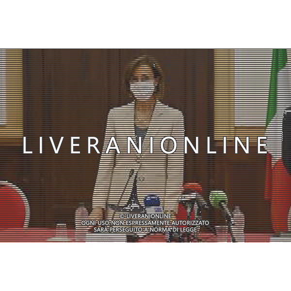 © TVRG Firma protocollo cura aree verdi nella foto Marta Cartabia ministro della giustizia Milano 26-07-2021 Sottoscrizione presso la Prefettura di Milano del protocollo d\'intesa per la promozione di attivita\' di cura e manutenzione di aree verdi, parchi e giardini con il coinvolgimento diretto di persone detenute in carcere. Presenti Marta Cartabia ministro della giustizia, Bernardo Petralia capo dipartimento dell\'amministrazione penitanziaria, Giuseppe Sala sindaco di Milano e Renato Saccone prefetto di Milano foto Roberto Garavaglia/ag. Aldo Liverani sas