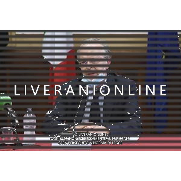 © TVRG Firma protocollo cura aree verdi nella foto Renato Saccone prefetto di Milano Milano 26-07-2021 Sottoscrizione presso la Prefettura di Milano del protocollo d\'intesa per la promozione di attivita\' di cura e manutenzione di aree verdi, parchi e giardini con il coinvolgimento diretto di persone detenute in carcere. Presenti Marta Cartabia ministro della giustizia, Bernardo Petralia capo dipartimento dell\'amministrazione penitanziaria, Giuseppe Sala sindaco di Milano e Renato Saccone prefetto di Milano foto Roberto Garavaglia/ag. Aldo Liverani sas