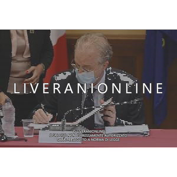 © TVRG Firma protocollo cura aree verdi nella foto Renato Saccone prefetto di Milano Milano 26-07-2021 Sottoscrizione presso la Prefettura di Milano del protocollo d\'intesa per la promozione di attivita\' di cura e manutenzione di aree verdi, parchi e giardini con il coinvolgimento diretto di persone detenute in carcere. Presenti Marta Cartabia ministro della giustizia, Bernardo Petralia capo dipartimento dell\'amministrazione penitanziaria, Giuseppe Sala sindaco di Milano e Renato Saccone prefetto di Milano foto Roberto Garavaglia/ag. Aldo Liverani sas