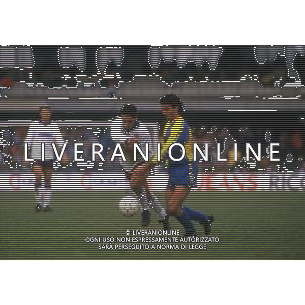 RETROSPETTIVA LUIGI SACCHETTI CALCIATORE NELLA FOTO LUIGI SACCHETTI CON LA MAGLIA DELLA VERONA CALCIO AG ALDO LIVERANI SAS 