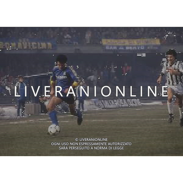 RETROSPETTIVA LUIGI SACCHETTI CALCIATORE NELLA FOTO LUIGI SACCHETTI CON LA MAGLIA DELLA VERONA CALCIO AG ALDO LIVERANI SAS 