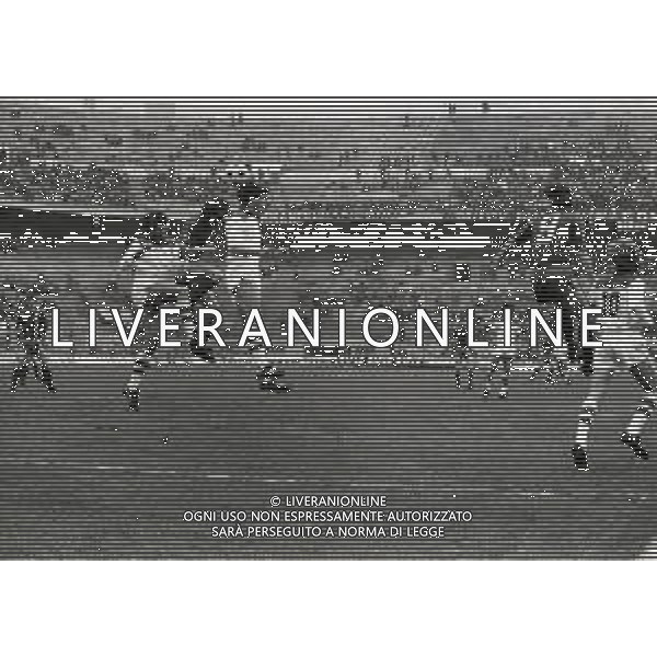 16-03-1980 MILANO CAMPIONATO DI CALCIO SERIE B MONZA -BARI 0-0 NELLA FOTO AZIONE DI GIOCO AG ALDO LIVERANI SAS