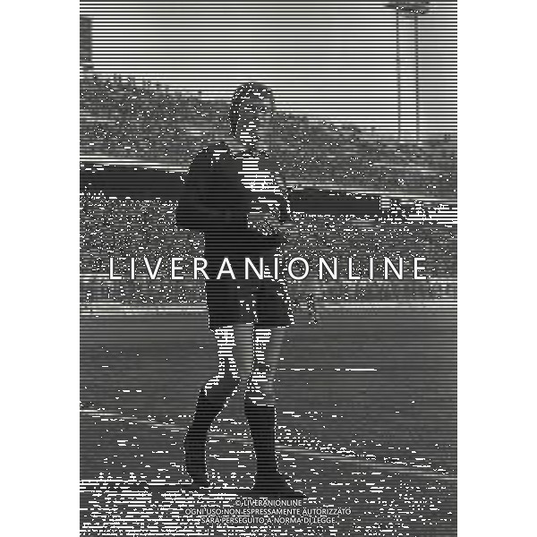 16-03-1980 MILANO CAMPIONATO DI CALCIO SERIE B MONZA -BARI 0-0 NELLA FOTO ARBITRO LUIGI AGNOLIN AG ALDO LIVERANI SAS