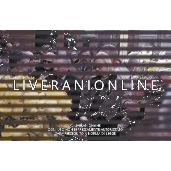 RAFFAELLA CARRA\' CANTANTE E SHOWGIRL - RETROSPETTIVA ANNI \'80 NELLA FOTO AL FUNERALE DELLA MADRE IRIS DELLUTRI NEL 1987 ©ARCHIVIO GIOVANNI LIVERANI /AG. ALDO LIVERANI SAS