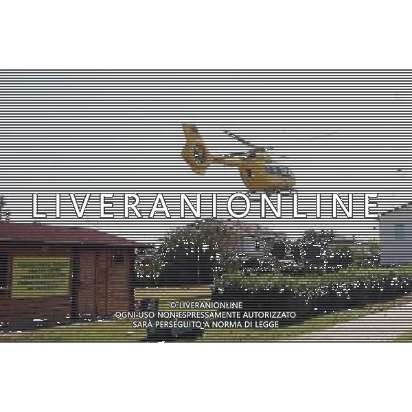 MORDANO 28 07 2021 VIA CALLAZZI INCIDENTE STRADALE AUTO RIBALTATA CONDUCENTE DELLA OPEL GRANDLAND PORTATO CON ELISOCCORSO A BOLOGNA SUL POSTO CARABINIERI PER ESEGUIRE I RILIEVI VIGILI DEL FUOCO ©SANNA/AGENZIA ALDO LIVERANI SAS