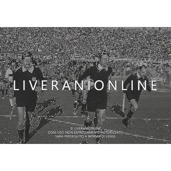 18-11-1979 BERGAMO CAMPIONATO DI CALCIO SERIE B ATALANTA -PARMA 1-0 NELLA FOTO ARBITRO GIOVANNI CASTALDI AG ALDO LIVERANI SAS