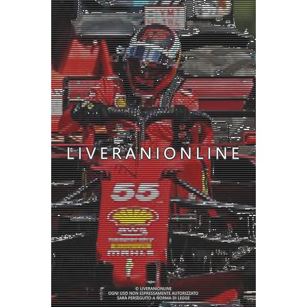 Carlos Sainz Jr (ESP) Ferrari SF-21 crashed out of qualifying. 31.07.2021. Formula 1 World Championship, Rd 11, Hungarian Grand Prix, Budapest, Hungary, Qualifying Day. - www.xpbimages.com, EMail: requests@xpbimages.com © Copyright: Moy / XPB Images/AGENZIA ALDO LIVERANI SAS - ITALY ONLY - EDITORIAL USE ONLY
