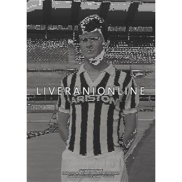 RETROSPETTIVA ALDO SERENA CALCIATORE NELLA FOTO ALDO SERENA CON LA MAGLIA DELLA JUVENTUS NELL\'ANNO 1985-1986 AG ALDO LIVERANI SAS