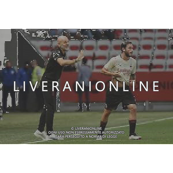 Stefano Pioli allenatore Milan e sulla DX Davide Calabria (Milan) Nizza vs Milan amichevole precampionato Nizza (FRA) 31-07-2021 Stadio Allianz Riviera foto Roberto Garavaglia/ag. Aldo Liverani sas/AGENZIA ALDO LIVERANI SAS