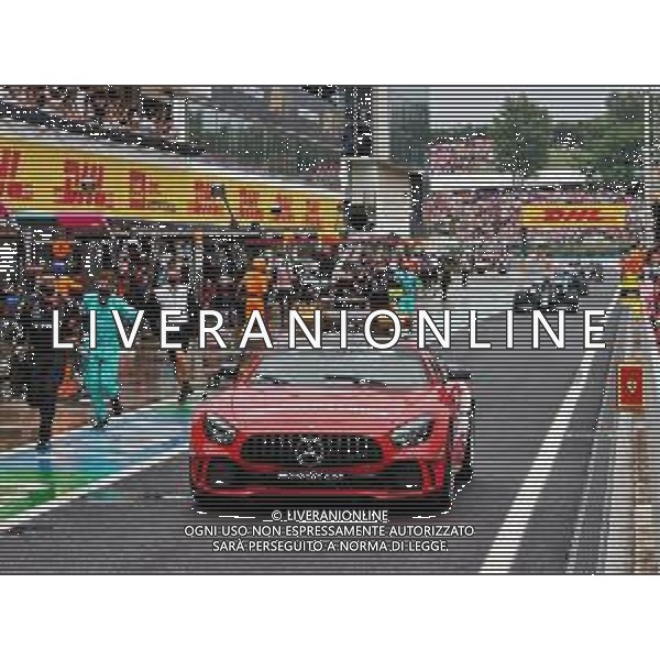 Lewis Hamilton (GBR) Mercedes AMG F1 W12 leads behind the Mercedes FIA Safety Car as the race is stopped. 01.08.2021. Formula 1 World Championship, Rd 11, Hungarian Grand Prix, Budapest, Hungary, Race Day. - www.xpbimages.com, EMail: requests@xpbimages.com © Copyright: Charniaux / XPB Images/AGENZIA ALDO LIVERANI SAS - ITALY ONLY EDITORIAL USE ONLY