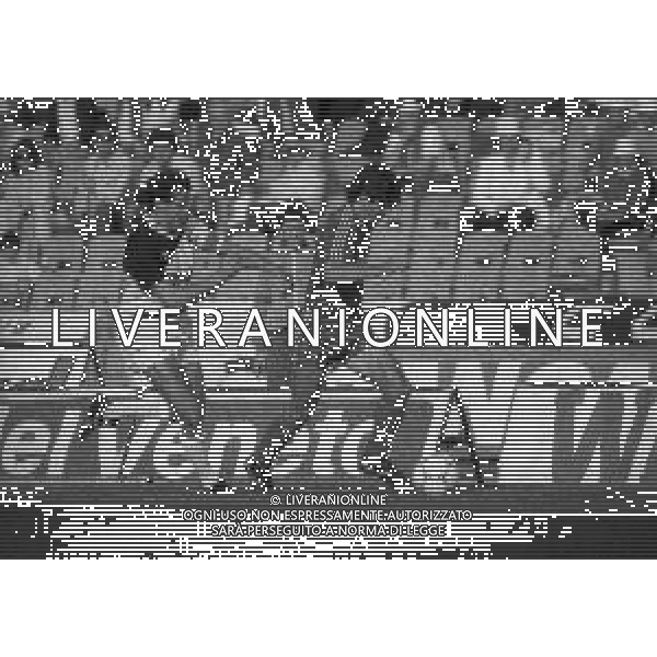 12-10-1986 UDINE CAMPIONATO DI CALCIO SERIE A UDINESE-VERONA 2-2 NELLA FOTO PAOLO ROSSI-DINO GALPAROLI AG ALDO LIVERANI SAS