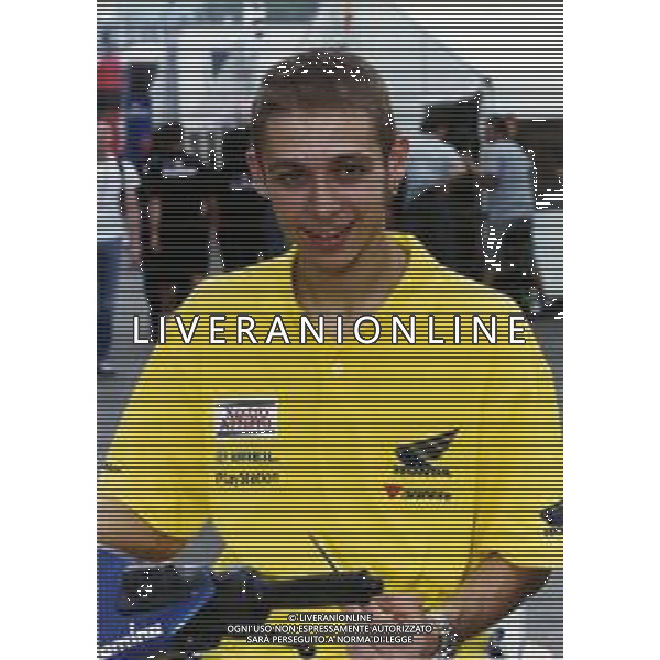 RETROSPETTIVA VALENTINO ROSSI MOTOCICLISMO NELLA FOTO VALENTINO ROSSI NELL\'ANNO 2000 FOTO CONTROLUCE MONZA-AG ALDO LIVERANI SAS