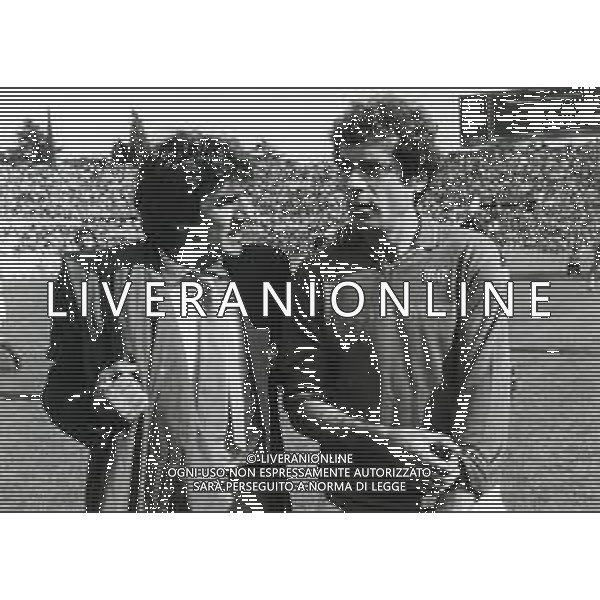 RETROSPETTIVA BRUNO PACE ALLENATORE CALCIO NELLA FOTO BRUNO PACE ALLENATORE CATANZARO CON VIOREL NASTASE AG ALDO LIVERANI SAS