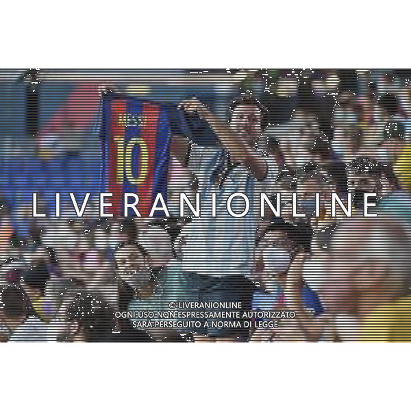 un tifoso con la maglia di Leo Messi Barcellona vs Juventus - Trofeo Gamper amichevole precampionato Barcellona (SPA) 08-08-2021 Stadio Johan Cruijff foto Roberto Garavaglia/ag. Aldo Liverani sas