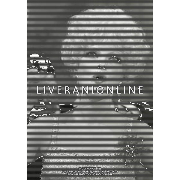 RETROSPETTIVA VIRNA LISI ATTRICE NELLA FOTO VIRNA LISI NELL\'ANNO 1967 A ROMA SUL SET DEL FILM"ARABELLA" AG ALDO LIVERANI SAS